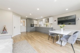 Images for Breakleys Road, Desborough, Kettering