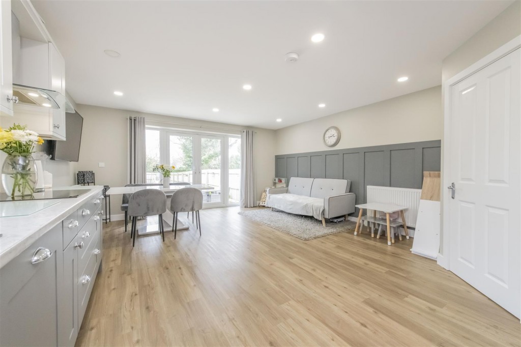 Images for Breakleys Road, Desborough, Kettering EAID:oscarjamesapi BID:2