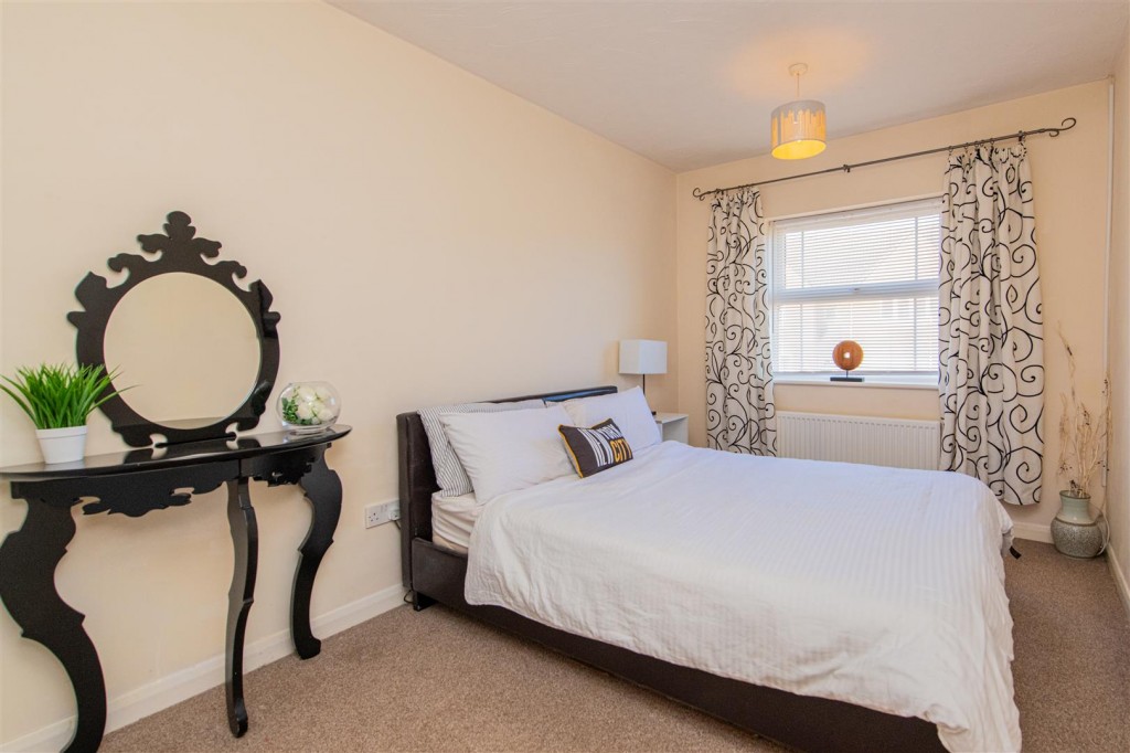 Images for Wilkie Close, Kettering EAID:oscarjamesapi BID:2