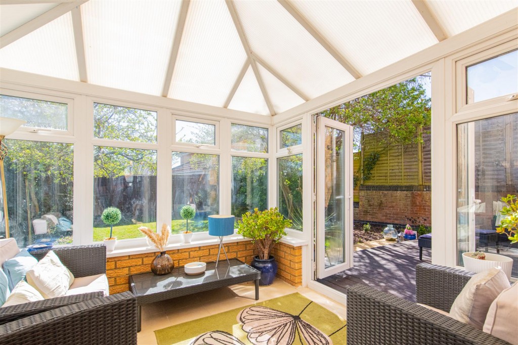 Images for Wilkie Close, Kettering EAID:oscarjamesapi BID:2