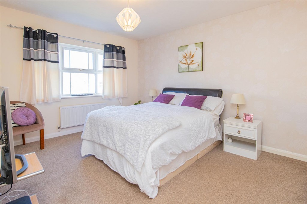 Images for Wilkie Close, Kettering EAID:oscarjamesapi BID:2