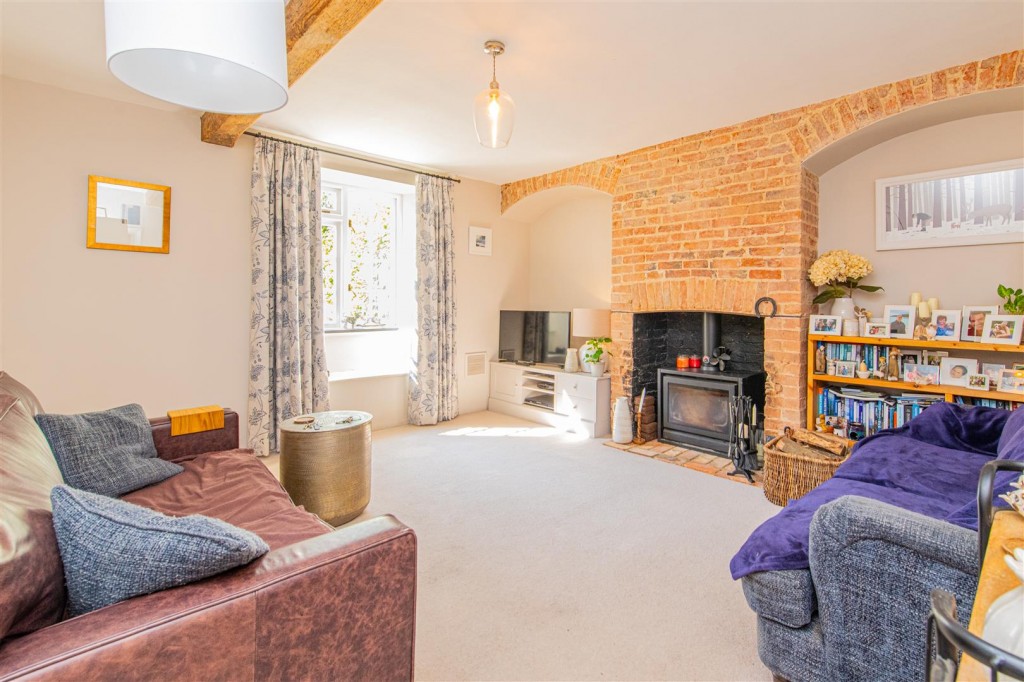 Images for Barton Road, Barton Seagrave, Kettering EAID:oscarjamesapi BID:2