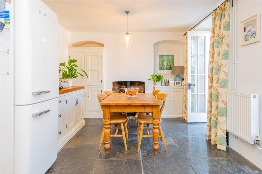 Images for Barton Road, Barton Seagrave, Kettering EAID:oscarjamesapi BID:2