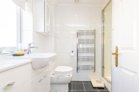 Images for Westley Close, Burton Latimer