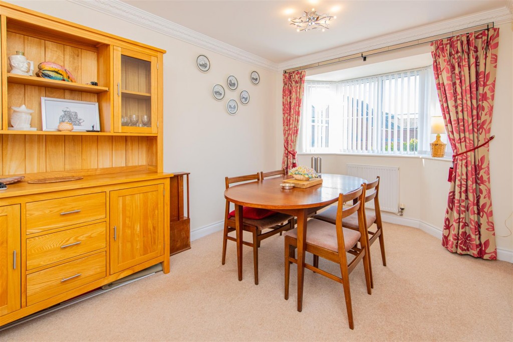 Images for Westley Close, Burton Latimer EAID:oscarjamesapi BID:3