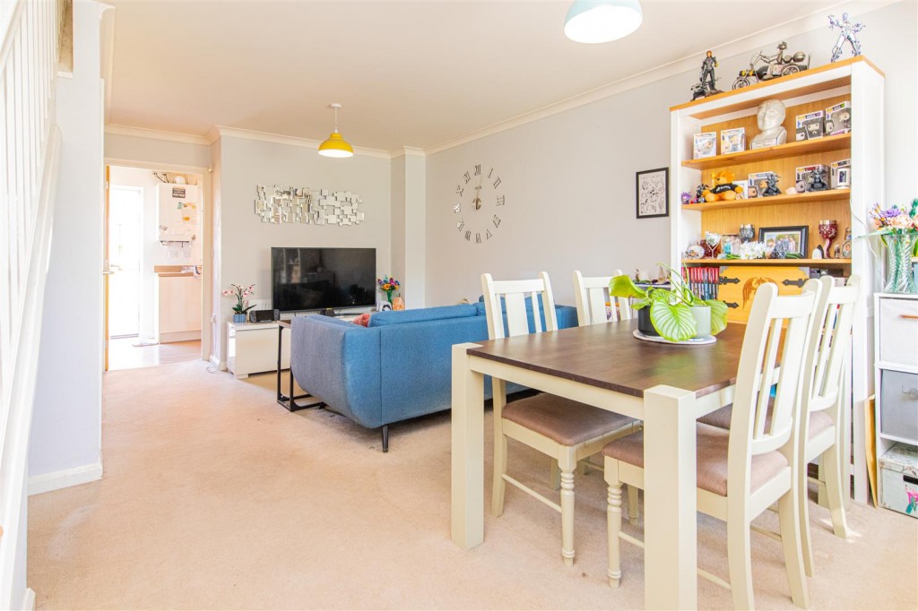 Images for Whiting Close, Burton Latimer EAID:oscarjamesapi BID:3