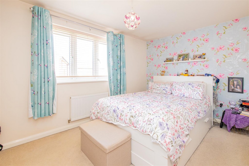 Images for Whiting Close, Burton Latimer EAID:oscarjamesapi BID:3