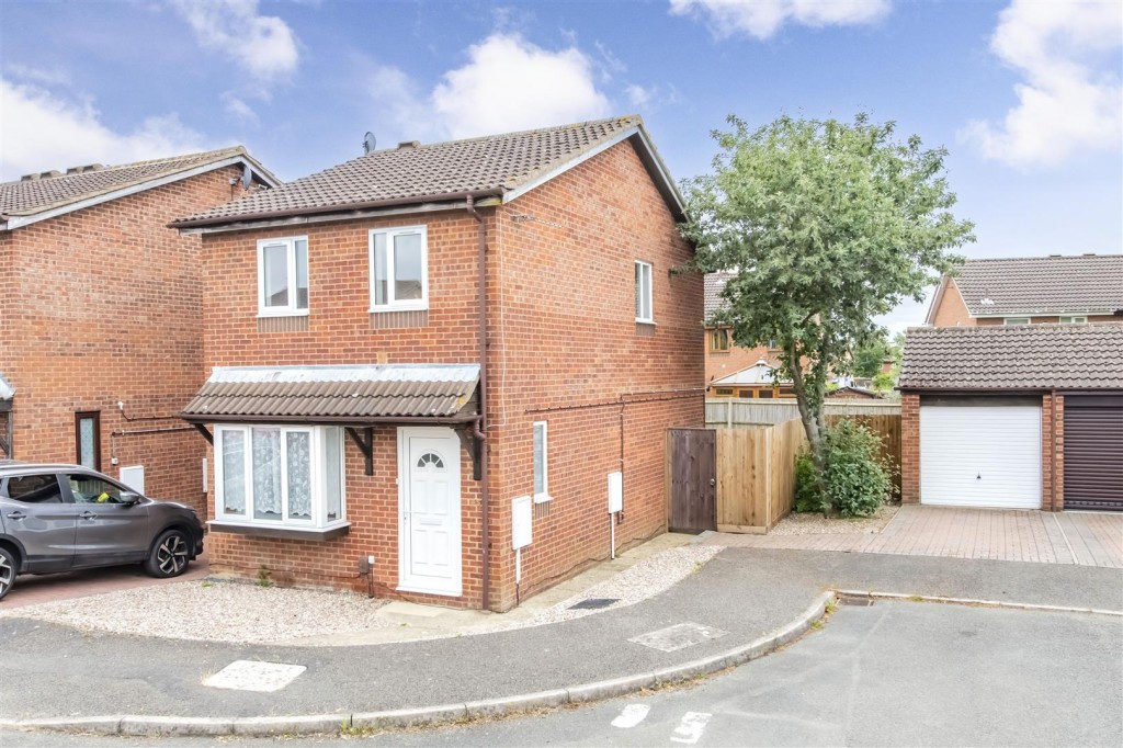Images for Coniston Close, Wellingborough EAID:oscarjamesapi BID:2