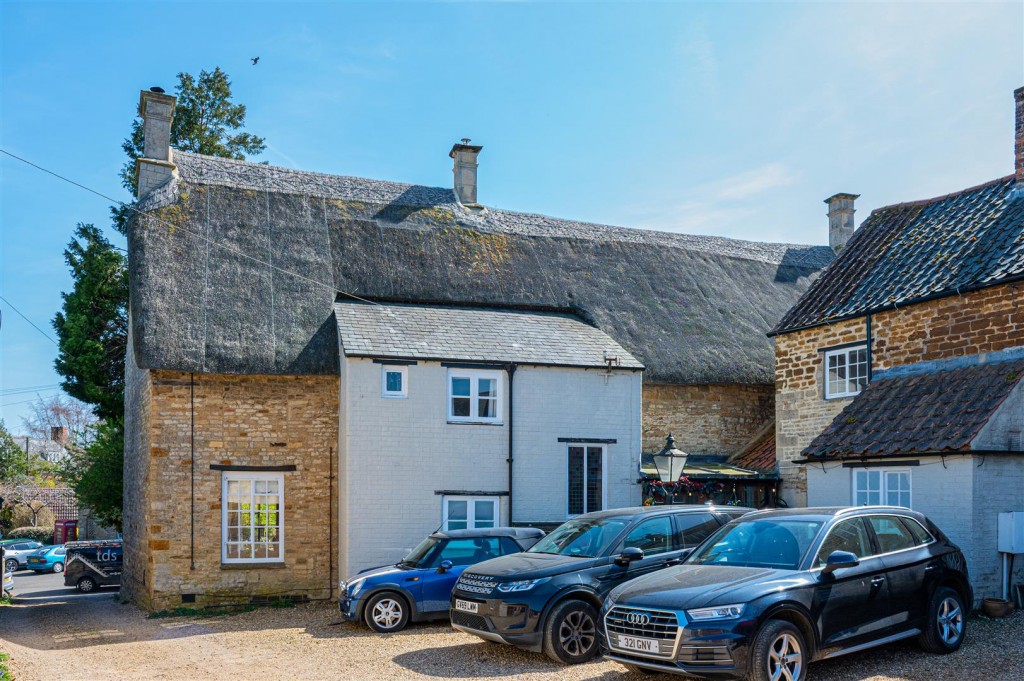 Images for Queen Street, Geddington, Kettering EAID:oscarjamesapi BID:2
