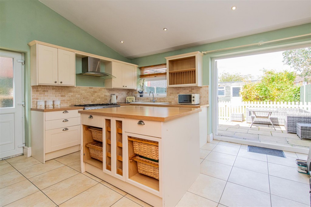 Images for Pipers Hill Road, Kettering EAID:oscarjamesapi BID:2