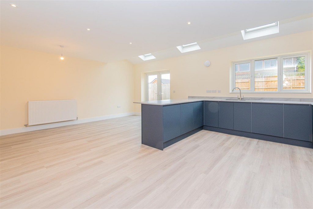 Images for Beatrice Road, Kettering EAID:oscarjamesapi BID:2