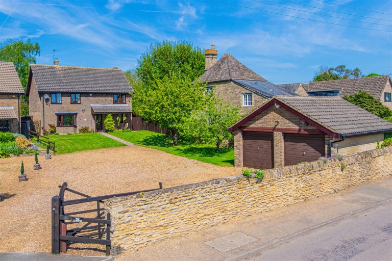 Isham Road, Pytchley, Kettering - EAID:oscarjamesapi, BID:2