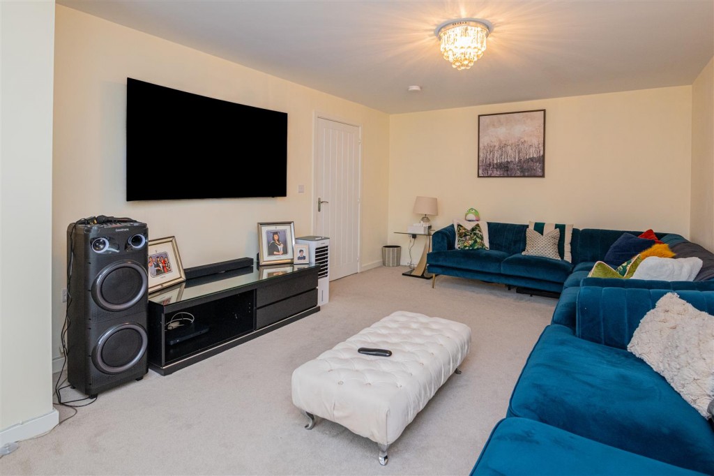 Images for Simpson Close, Weldon EAID:oscarjamesapi BID:4