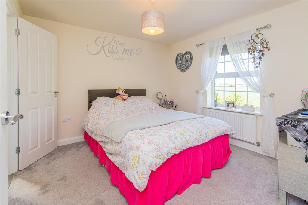 Images for Belton Road, Barton Seagrave, Kettering EAID:oscarjamesapi BID:2