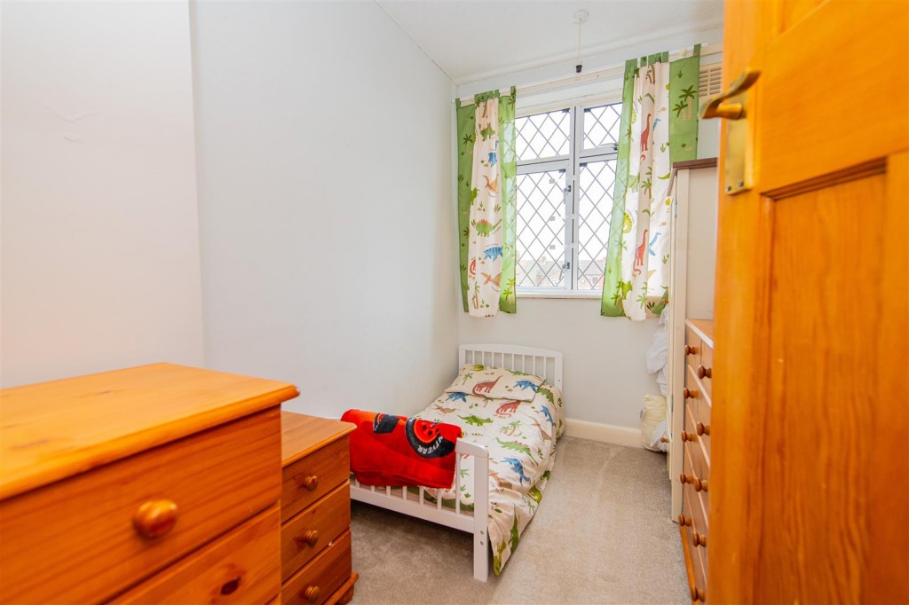 Images for Whitney Road, Burton Latimer EAID:oscarjamesapi BID:3