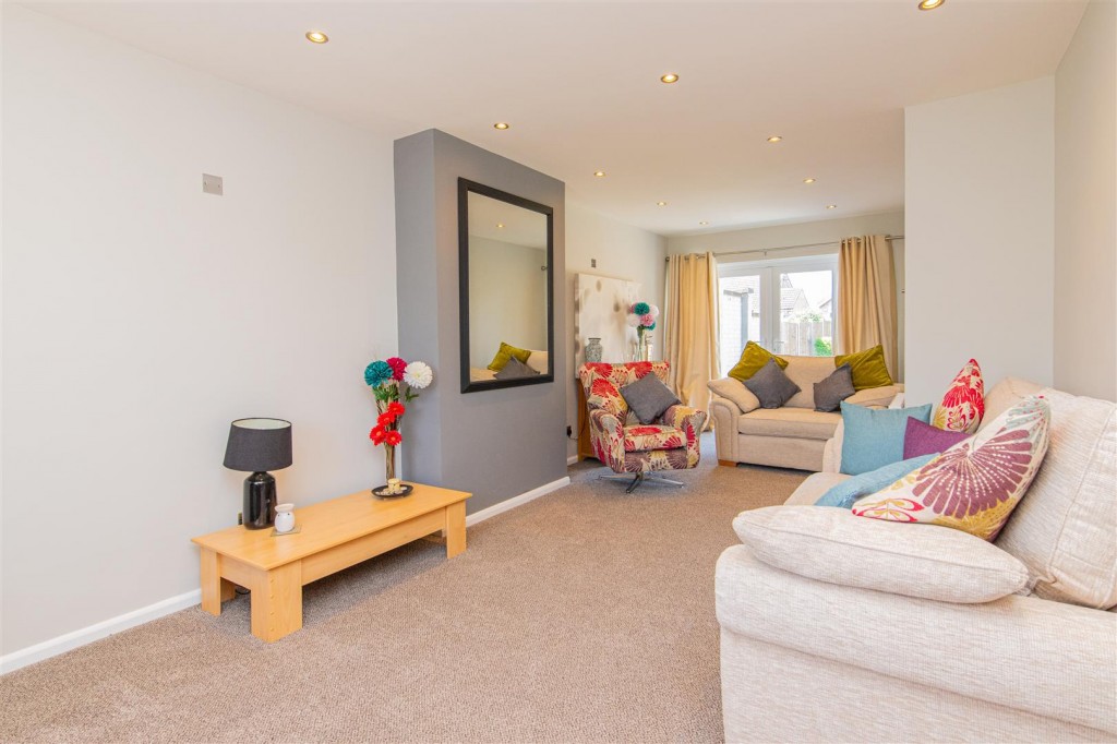 Images for Priory Road, Wollaston, Wellingborough EAID:oscarjamesapi BID:6