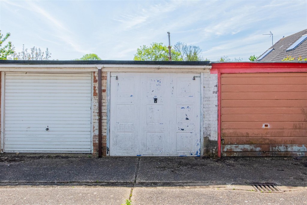 Images for Drayton Road, Irthlingborough EAID:oscarjamesapi BID:3