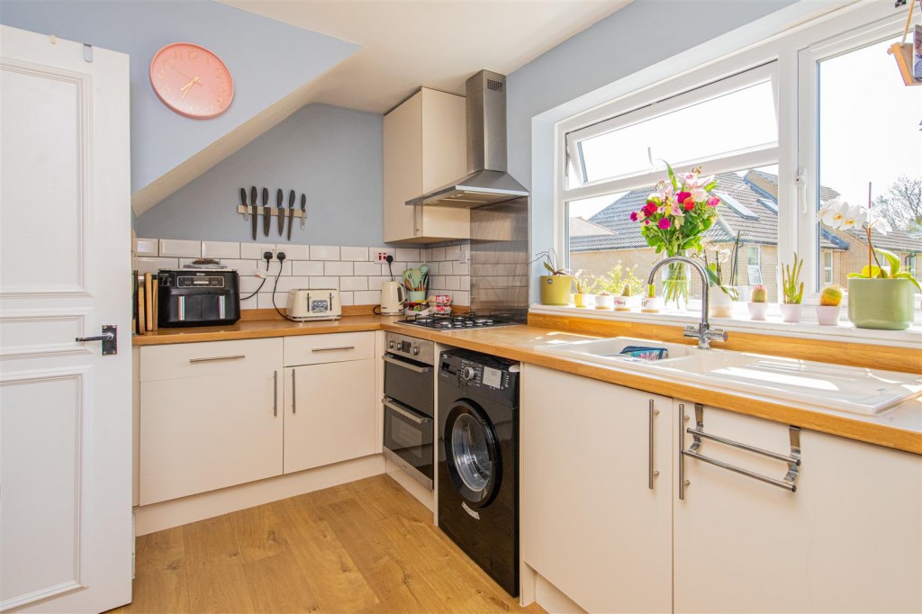 Images for Drayton Road, Irthlingborough EAID:oscarjamesapi BID:3