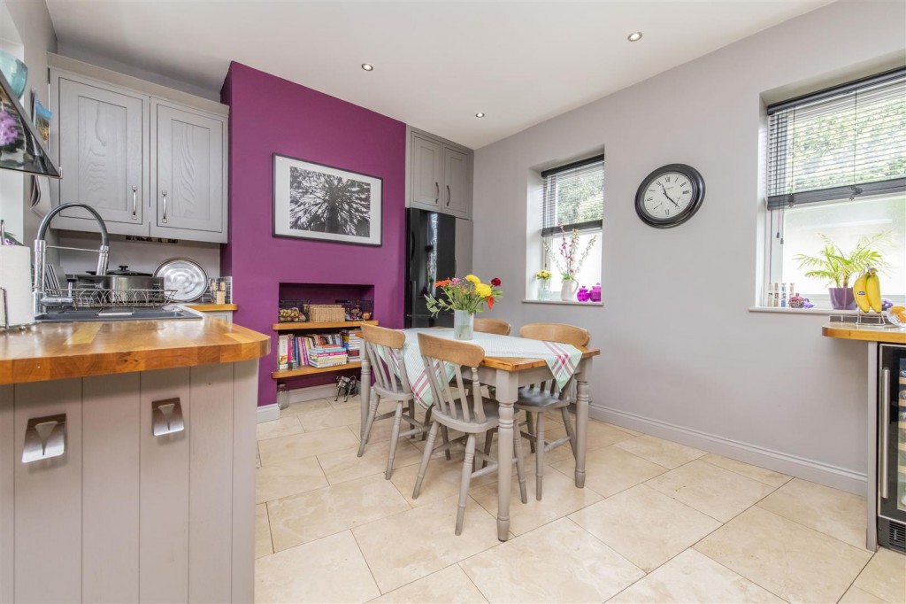 Images for High Street, Broughton EAID:oscarjamesapi BID:2