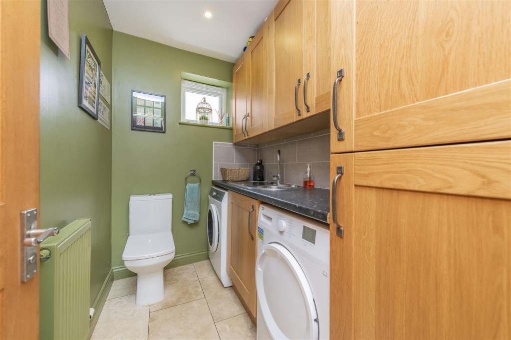 Images for High Street, Broughton EAID:oscarjamesapi BID:2