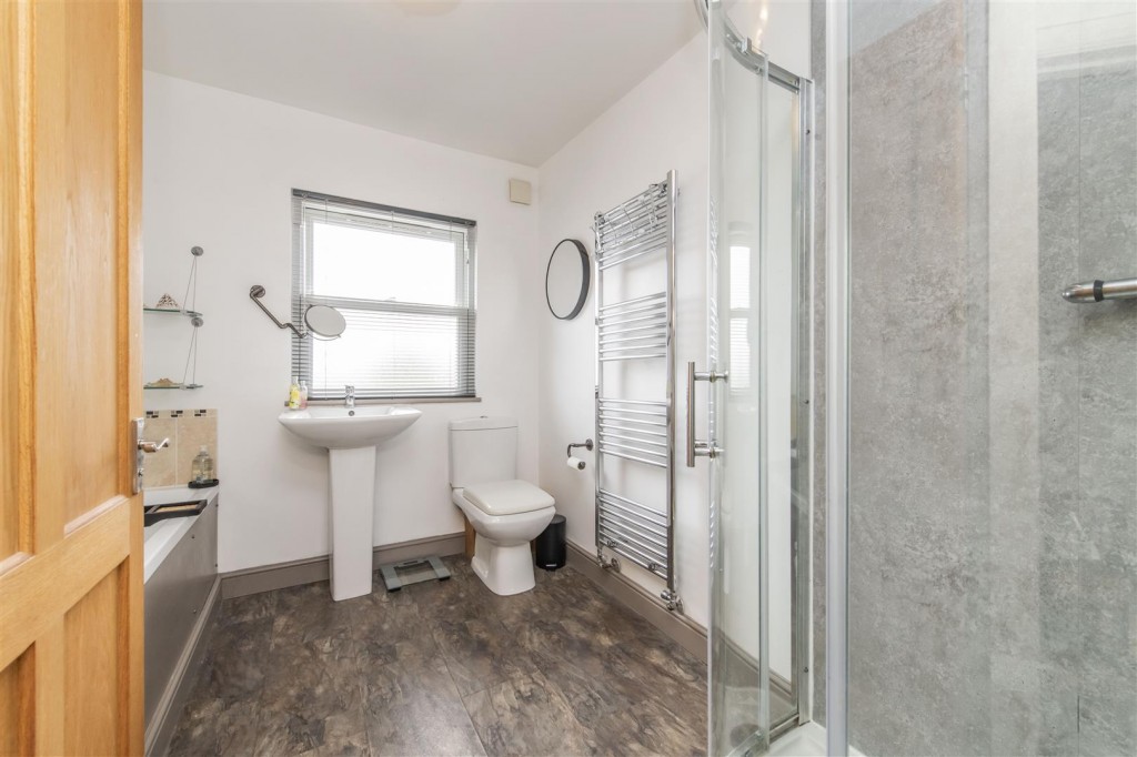 Images for High Street, Broughton EAID:oscarjamesapi BID:2
