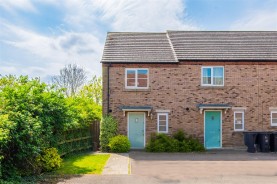 Images for Hunts Field Drive, Gretton, Corby