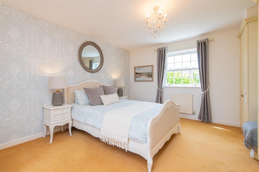 Images for Hall Close, Naseby, Northampton EAID:oscarjamesapi BID:5