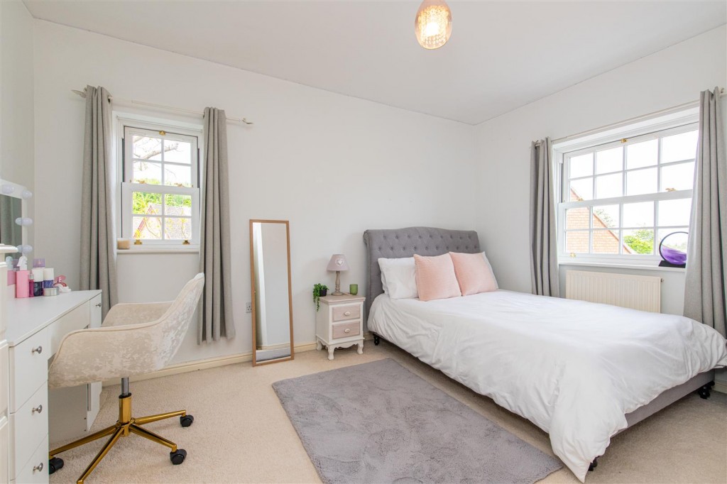 Images for Hall Close, Naseby, Northampton EAID:oscarjamesapi BID:5