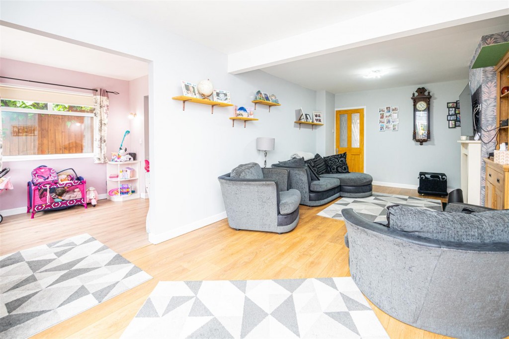 Images for Shire Road, Corby EAID:oscarjamesapi BID:4