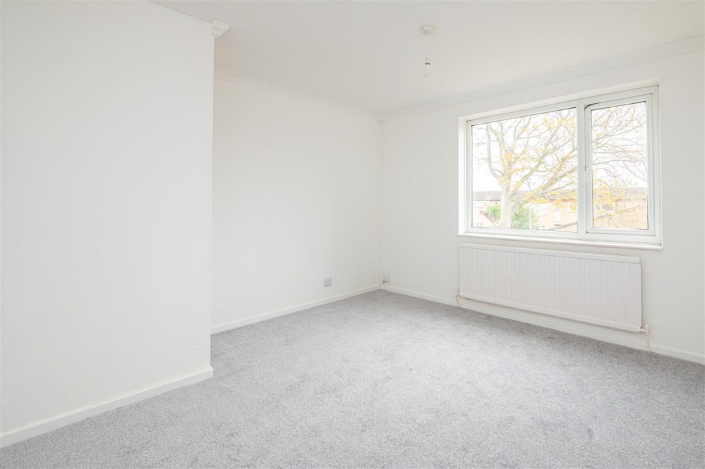 Images for Burns Drive, Corby EAID:oscarjamesapi BID:4