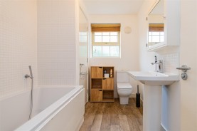 Images for Outfield Close, Great Oakley, Corby