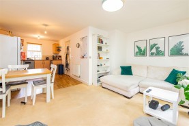 Images for Outfield Close, Great Oakley, Corby