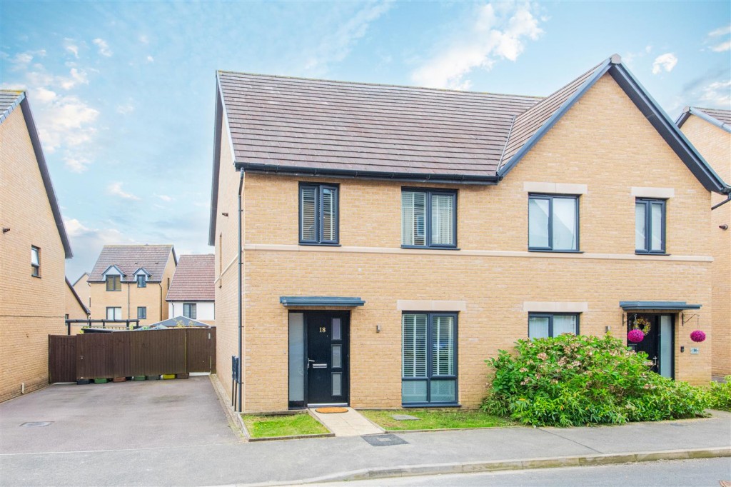 Images for Kesteven Way, Corby EAID:oscarjamesapi BID:4