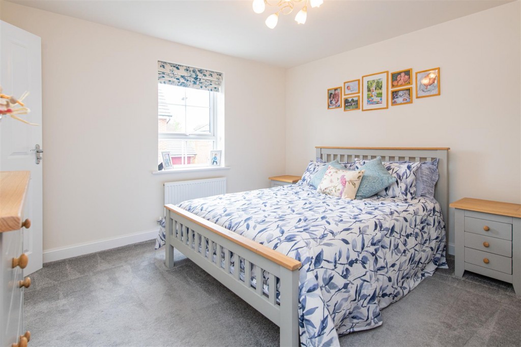 Images for Southwell Lane, Barton Seagrave, Kettering EAID:oscarjamesapi BID:2