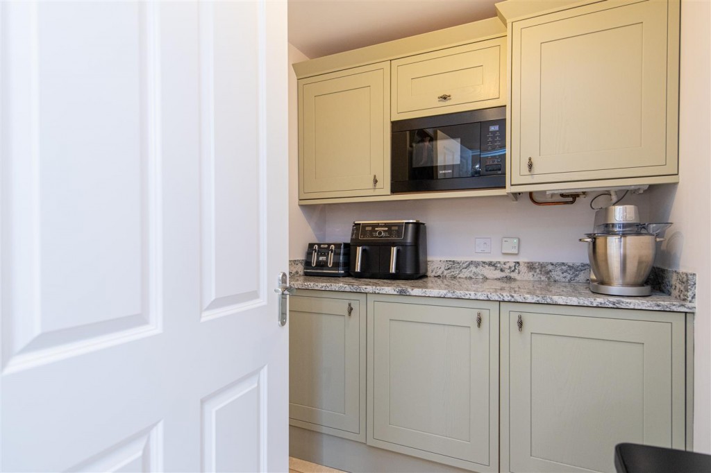Images for Southwell Lane, Barton Seagrave, Kettering EAID:oscarjamesapi BID:2