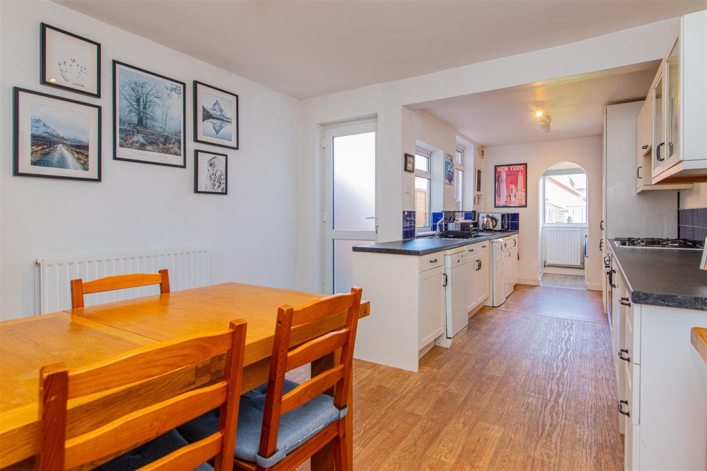 Images for Kimbolton Road, Higham Ferrers EAID:oscarjamesapi BID:8