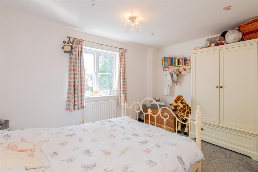 Images for Celtic Close, Higham Ferrers EAID:oscarjamesapi BID:8