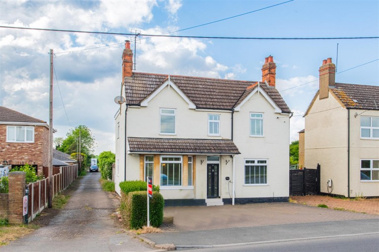 Thrapston Road, Finedon - EAID:oscarjamesapi, BID:8