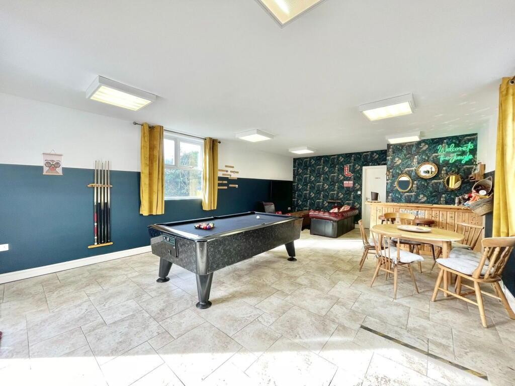 Images for Thrapston Road, Finedon EAID:oscarjamesapi BID:8