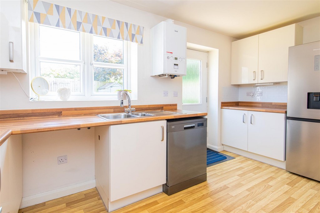 Images for Bramley Lane, Higham Ferrers EAID:oscarjamesapi BID:8