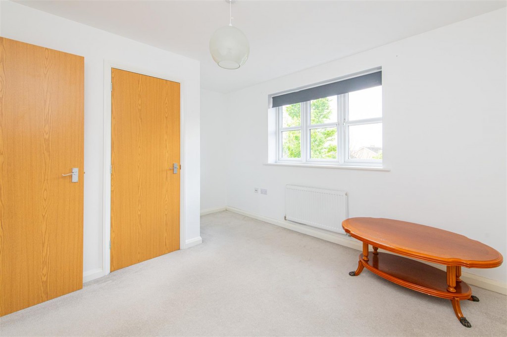 Images for Bramley Lane, Higham Ferrers EAID:oscarjamesapi BID:8