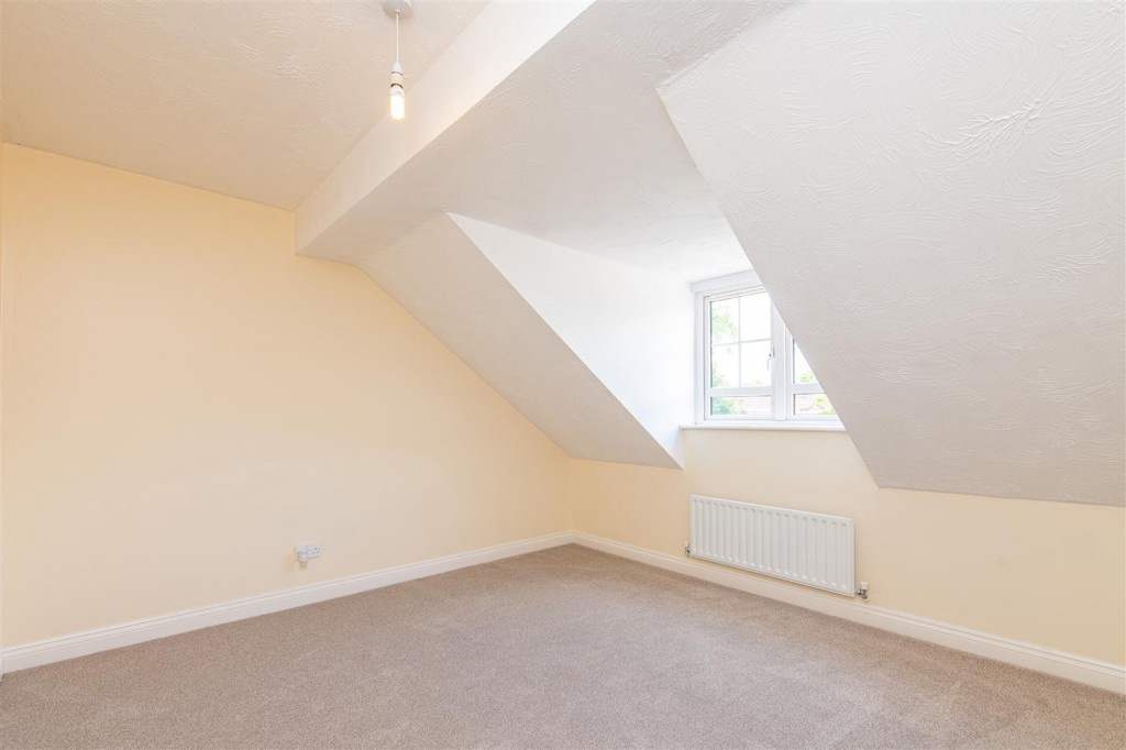 Images for Bede Close, Higham Ferrers EAID:oscarjamesapi BID:8