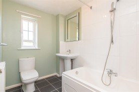 Images for Bede Close, Higham Ferrers