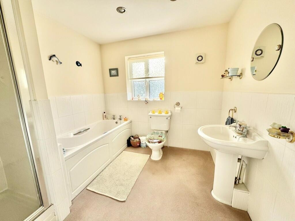 Images for Roman Way, Higham Ferrers EAID:oscarjamesapi BID:8