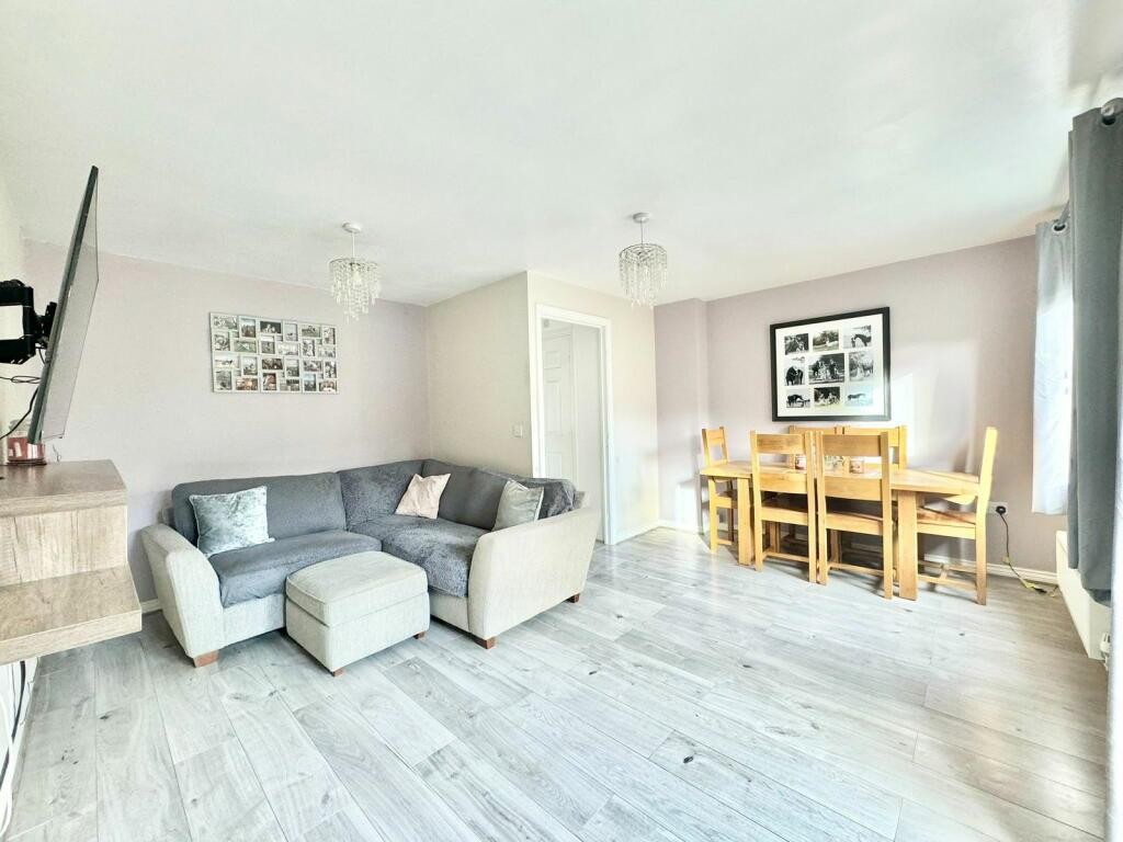 Images for Bankside, Higham Ferrers EAID:oscarjamesapi BID:8