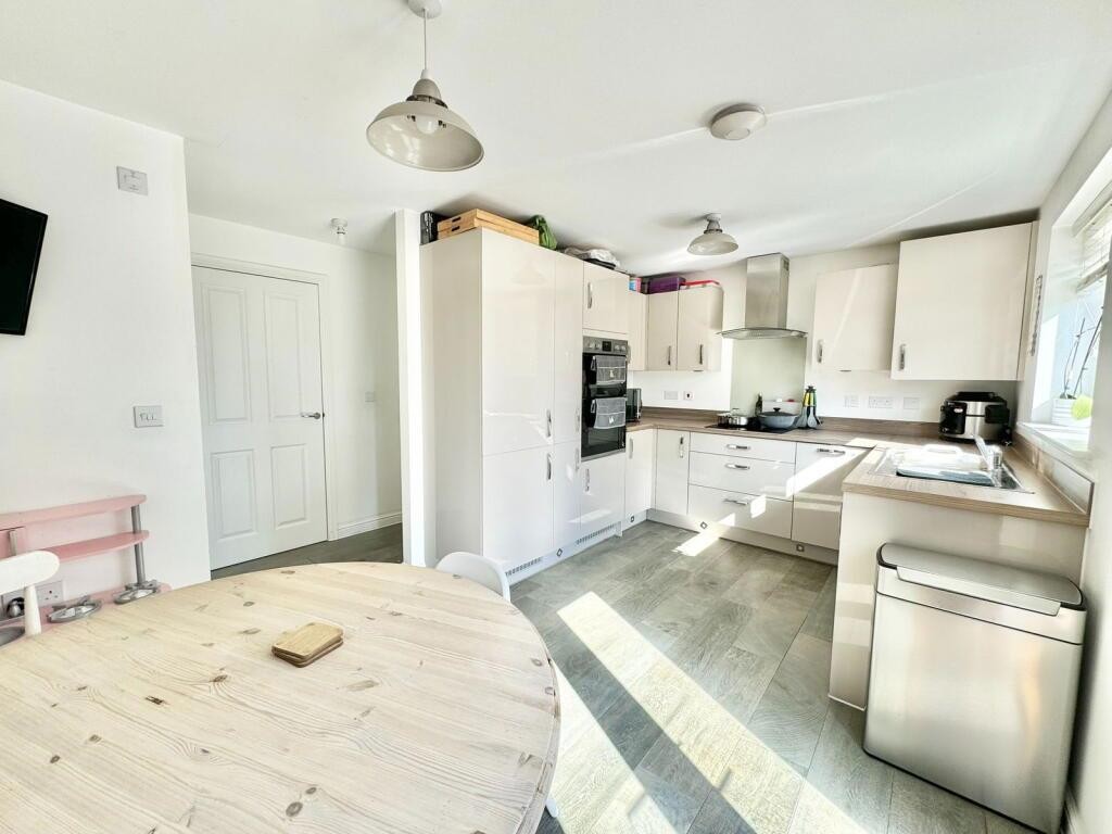 Images for Lime Oval, Raunds EAID:oscarjamesapi BID:8