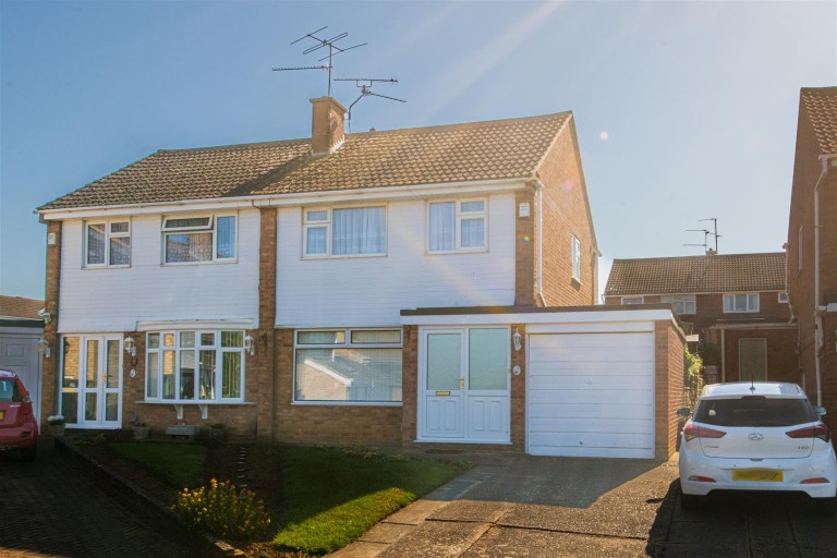 Oban Close, Kettering - EAID:oscarjamesapi, BID:2