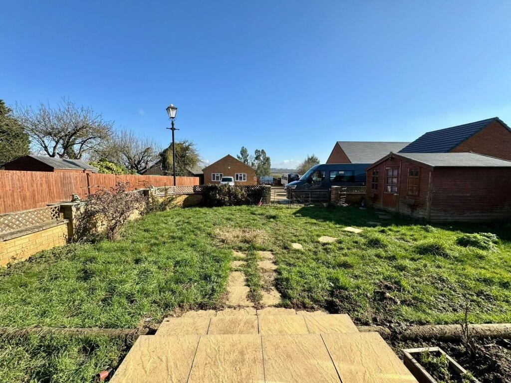 Images for Woodford Road, Little Addington EAID:oscarjamesapi BID:8