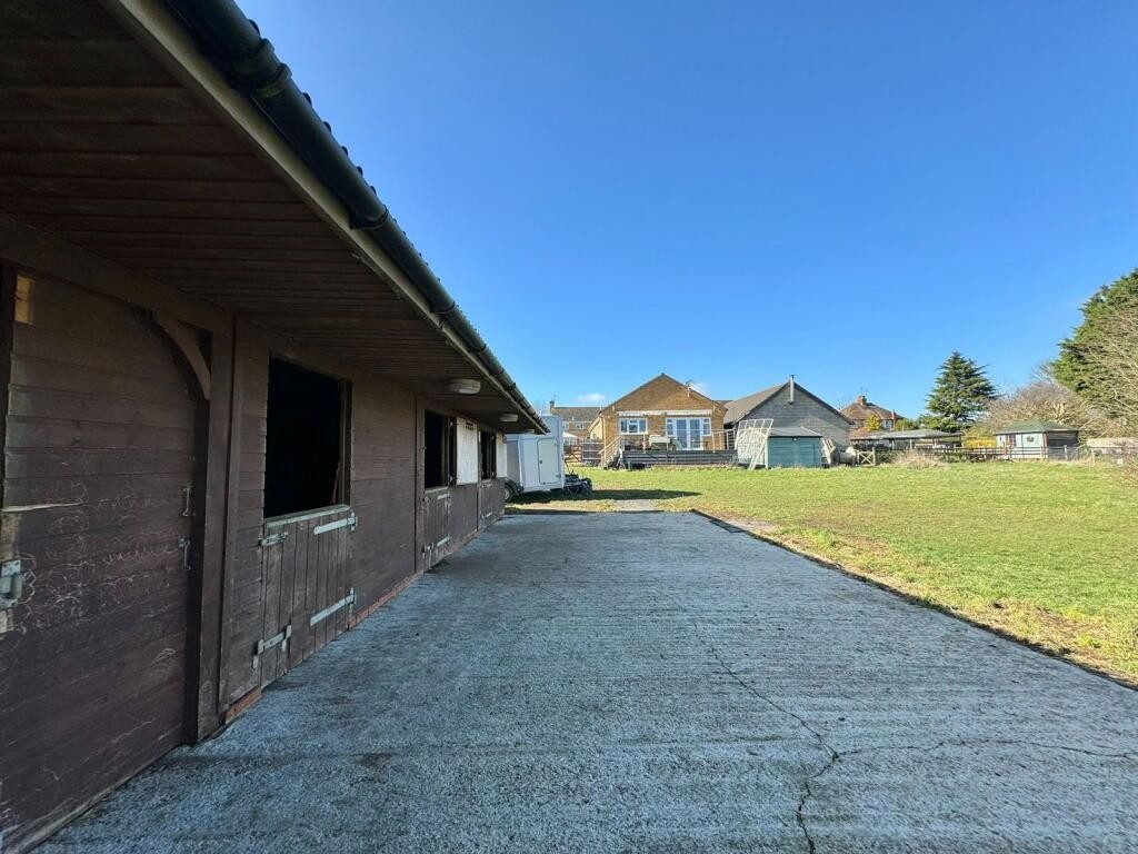 Images for Woodford Road, Little Addington EAID:oscarjamesapi BID:8