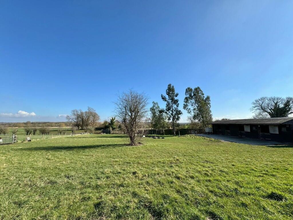 Images for Woodford Road, Little Addington EAID:oscarjamesapi BID:8